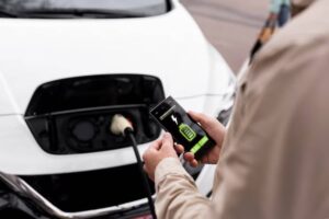 Best Diagnostic Apps for Hybrid Car Owners