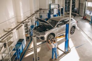 How to Properly Jack Up a Hybrid Car for Repairs